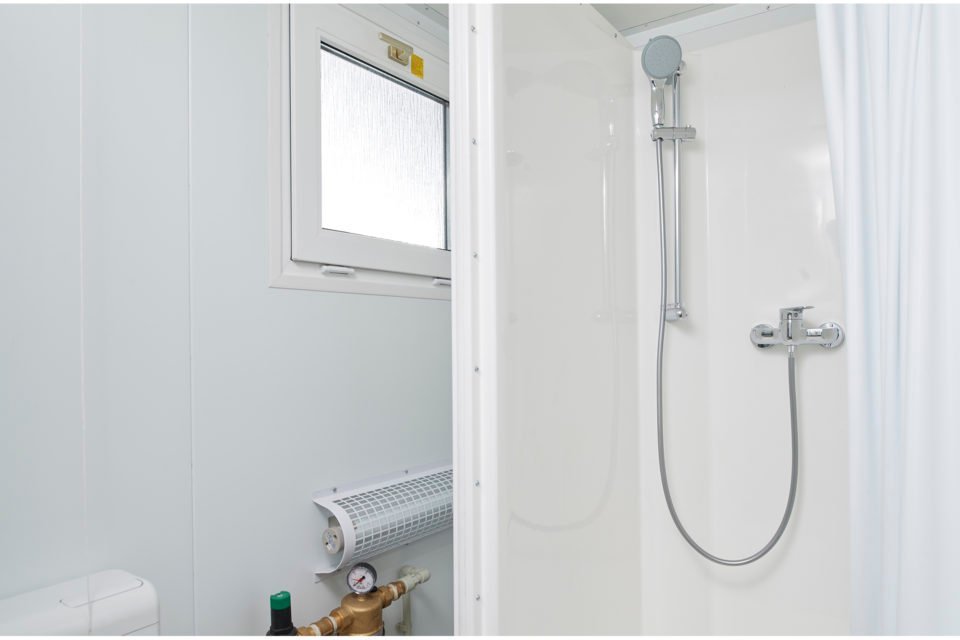 8ft x 5ft Mains Toilet and Shower Cabin – Steel Construction, Insulated - Image 2