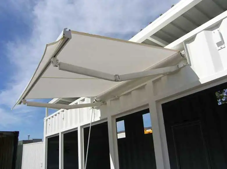 20 ft and 40 ft Switch Room Container – Insulated with Climate Control - Image 9