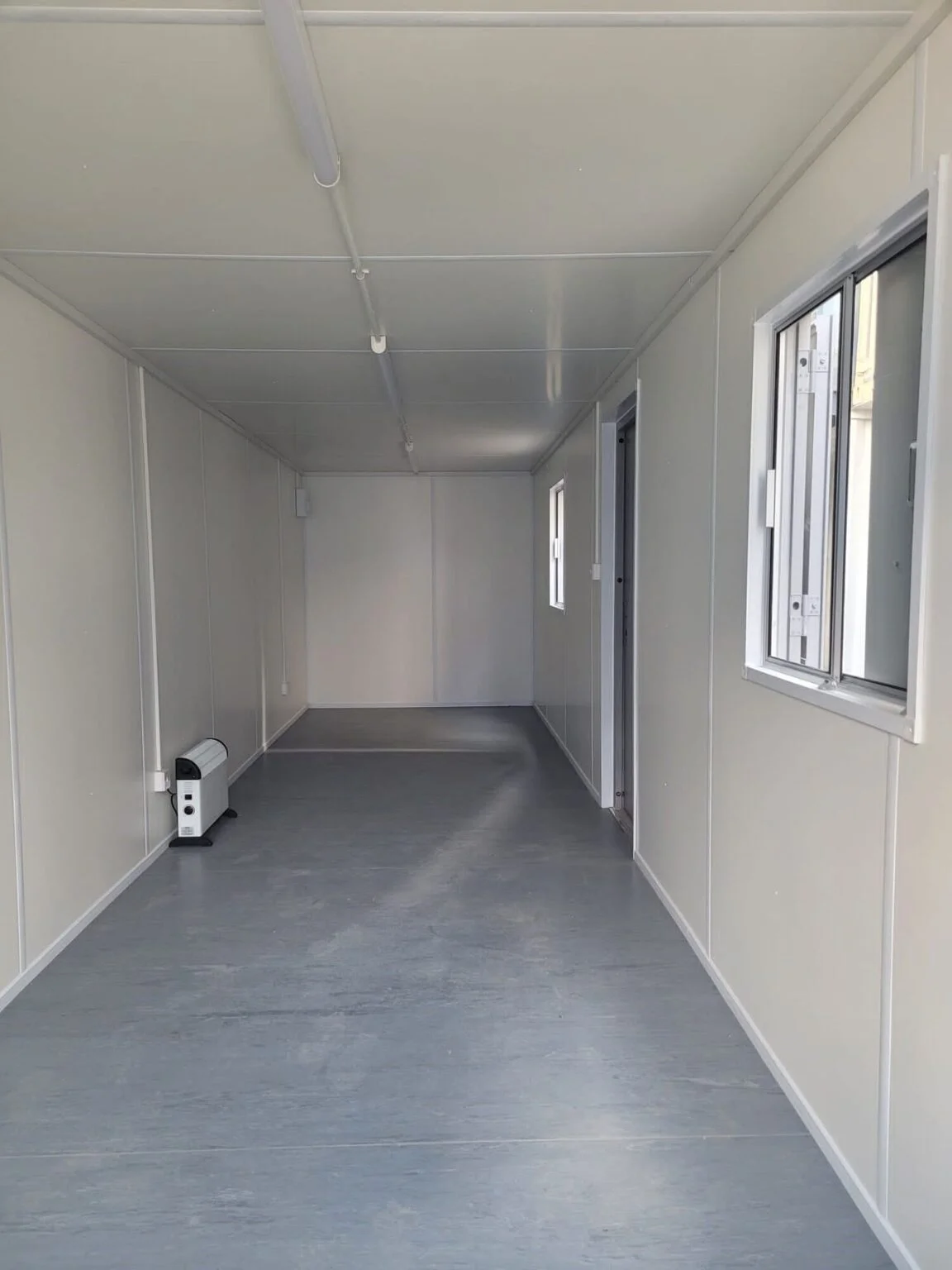 30 ft Office Container – Insulated with Melamine Interior, Vinyl Flooring, and Electrical Package - Image 6