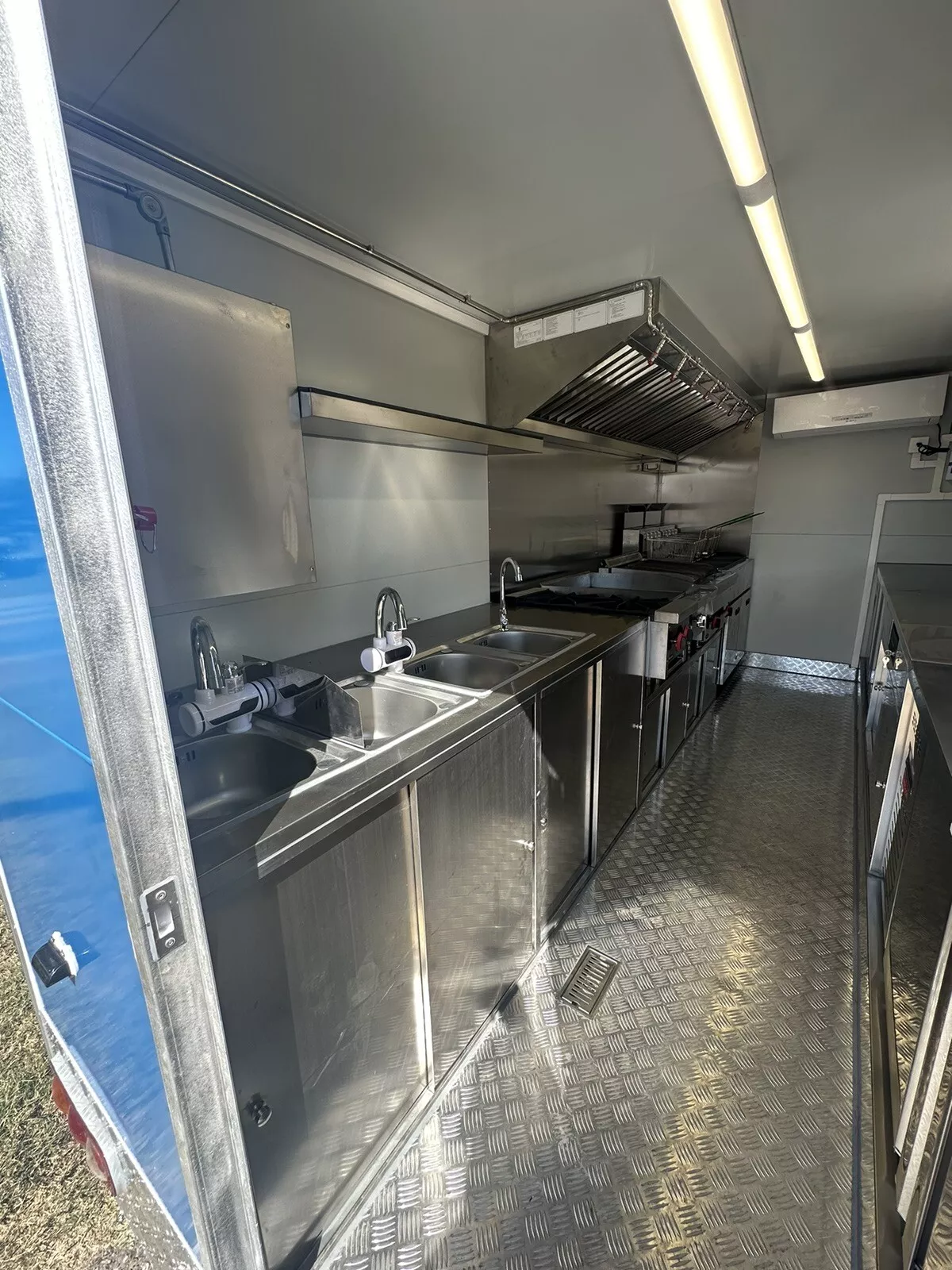 New 14ft Fully Equipped Food Trailer – Multiple Colors Available - Image 8