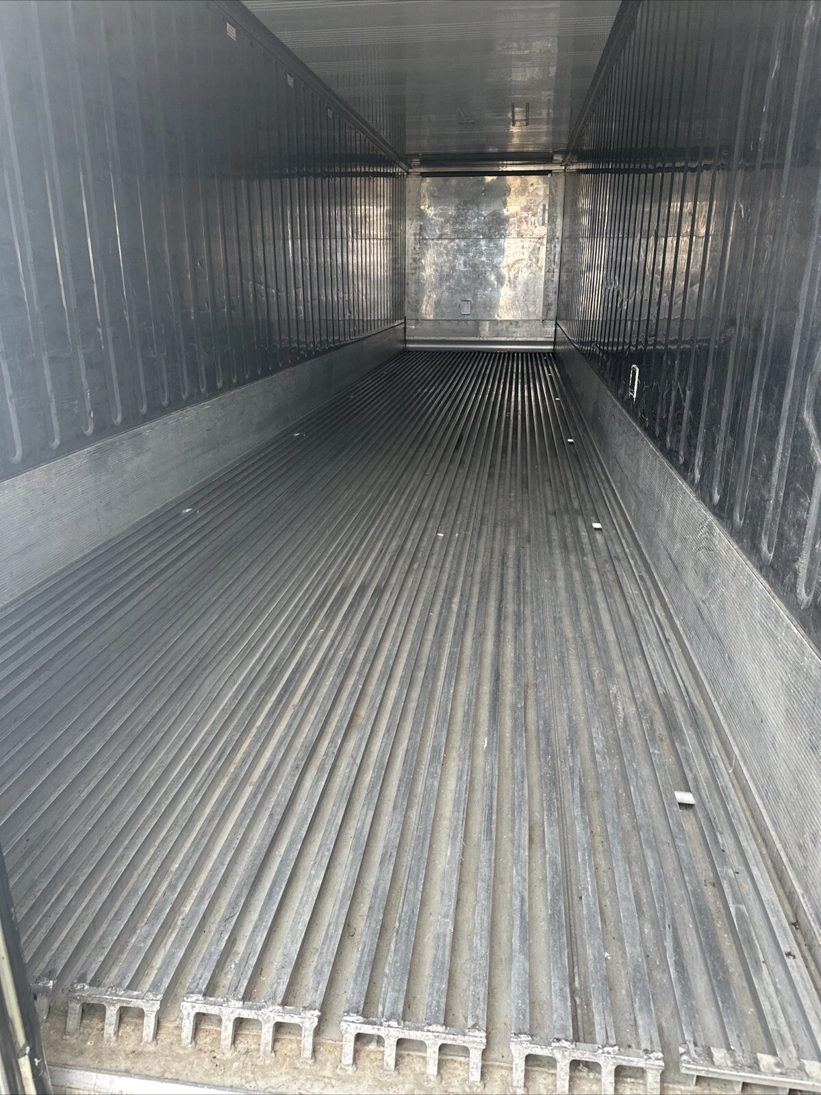 Daikin 40ft Refrigerated Shipping Container – Used - Image 7