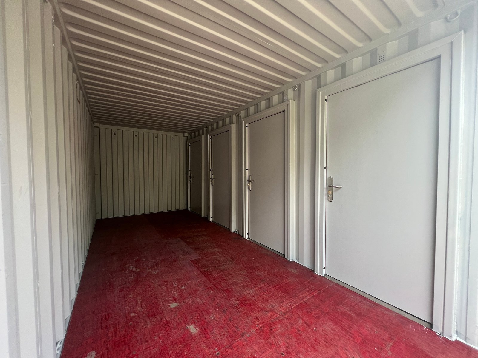 20ft Shipping Container with Four Hinged Steel Doors and Movable Partitions – Blue - Image 4
